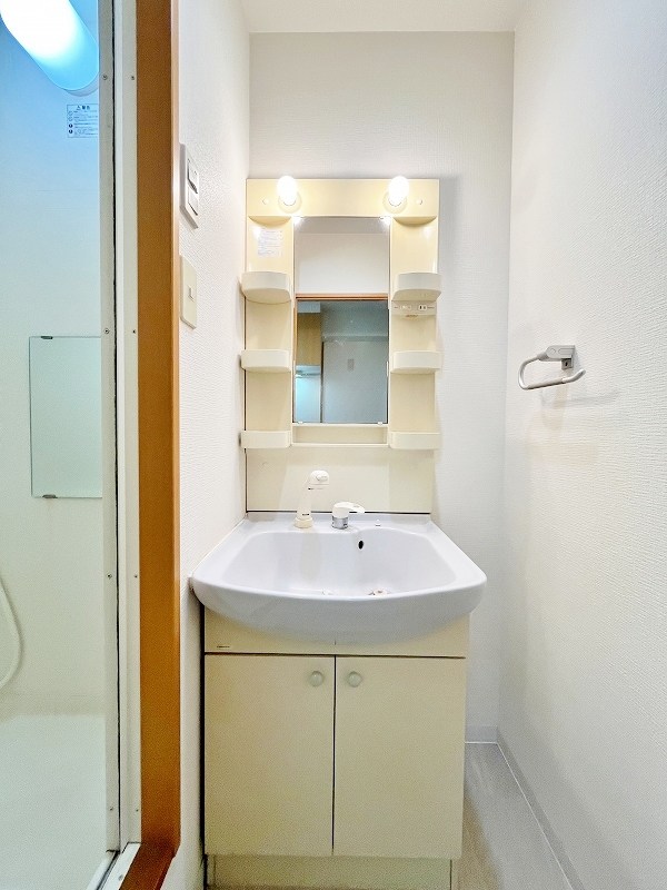 洗面設備　★洗面脱衣所/シャワー付き洗面台★