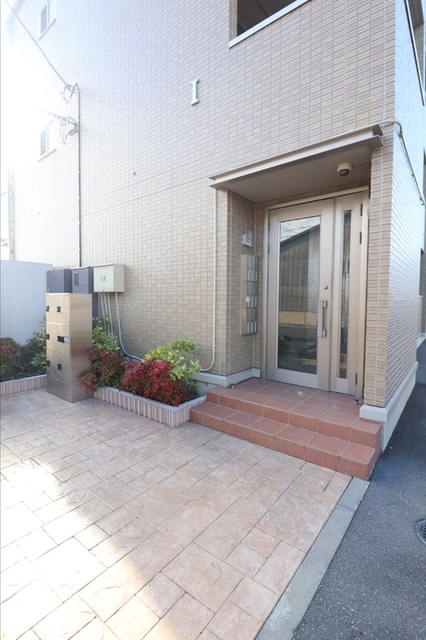 エントランス　エントランス