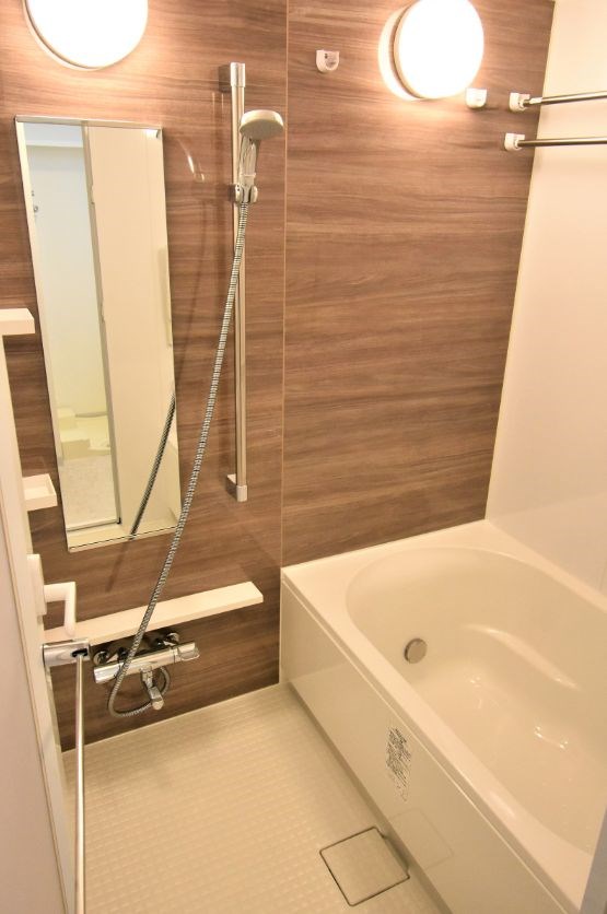 バス・シャワールーム