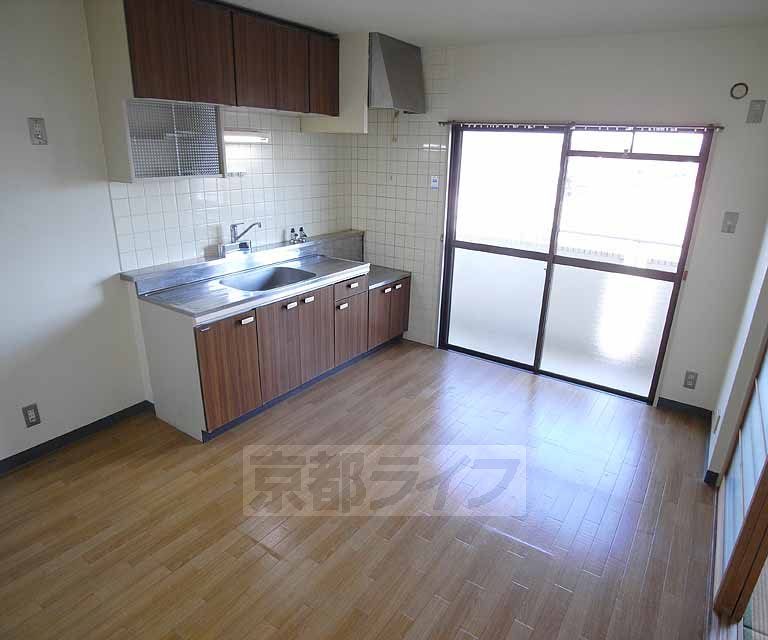 居室・リビング　ゆったり広々・家族の集合場所。