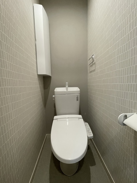 トイレ　～身も心もスッキリっ～