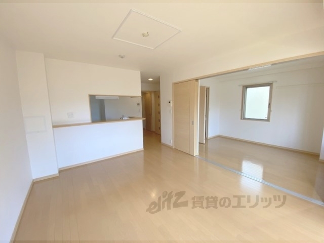 居室・リビング　リビング