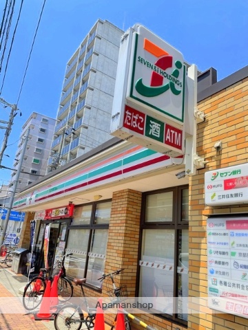 コンビニ　セブンイレブン（コンビニ）まで659m