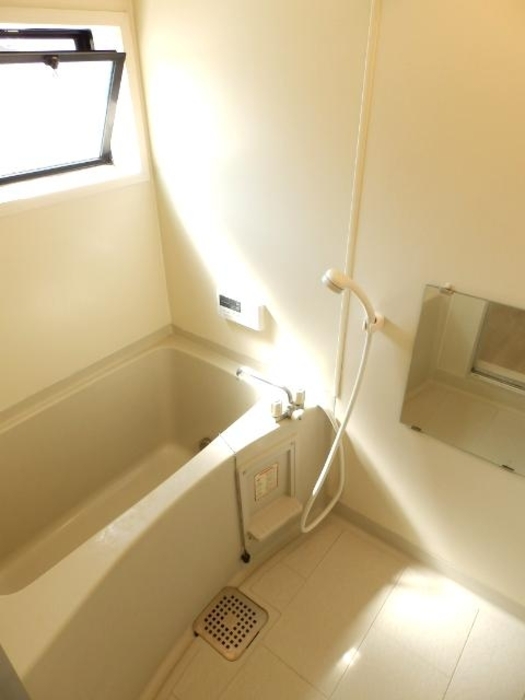 バス・シャワールーム　浴室