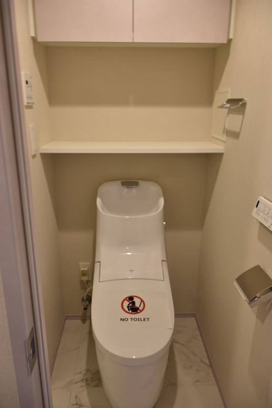 トイレ　別号室参考写真