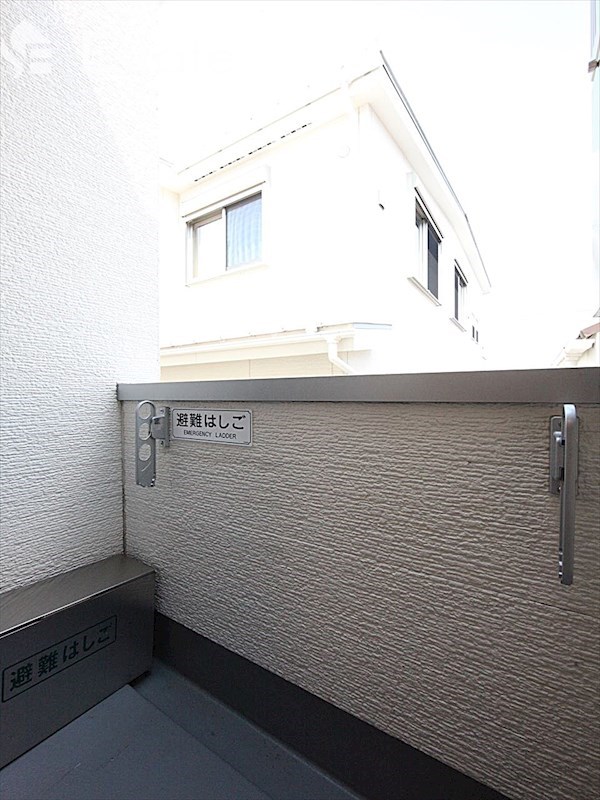 バルコニー　バルコニー