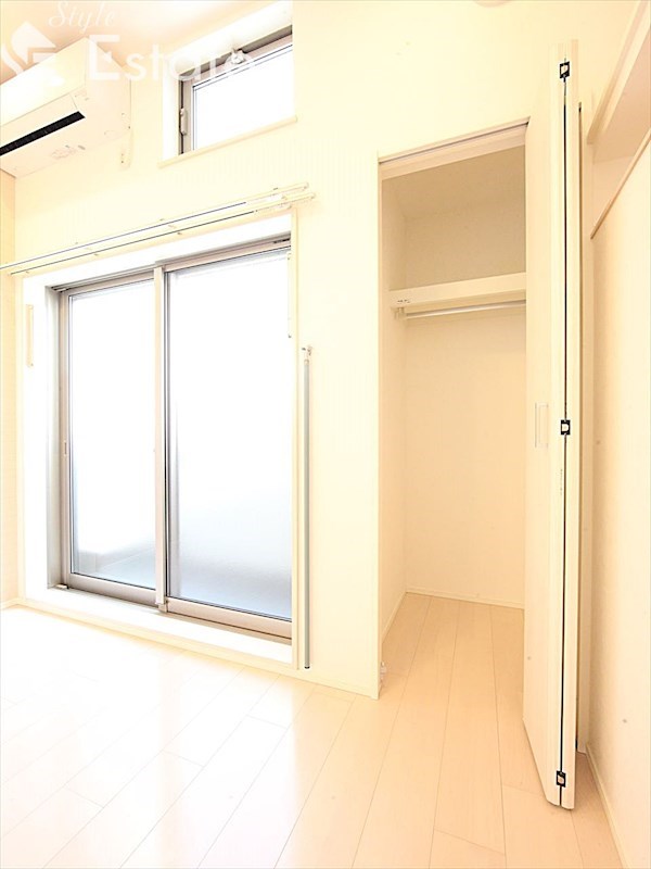 収納　クローゼット