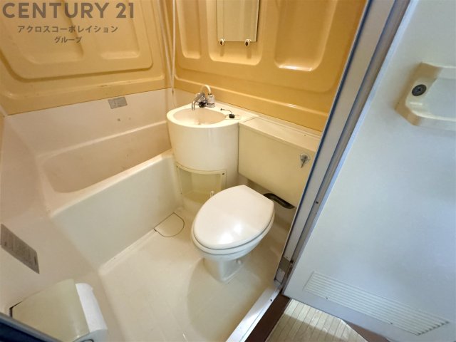 トイレ　洗面台が近くて使いやすい！