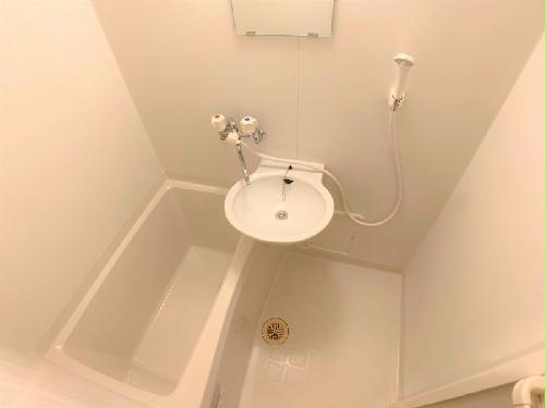 バス・シャワールーム　設備・仕様は号室により異なる為、現況を優先致します。