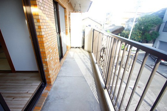 バルコニー　※別部屋の写真です