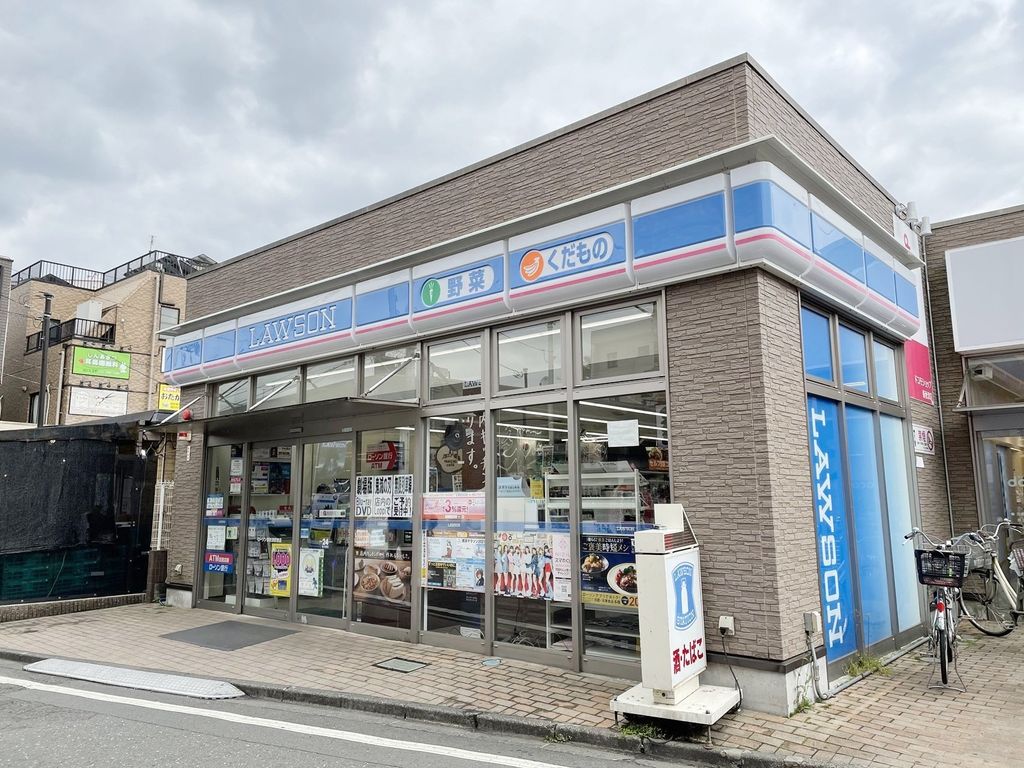 コンビニ　ローソン新秋津駅東店（コンビニ）まで440m