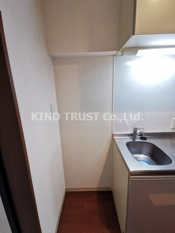 キッチン　コンパクトなキッチンで掃除もラクラク