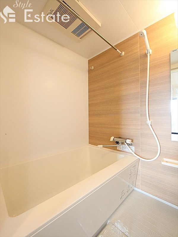 バス・シャワールーム　バスルーム