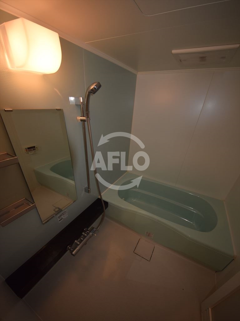 バス・シャワールーム　船場ミッドキューブ　浴室