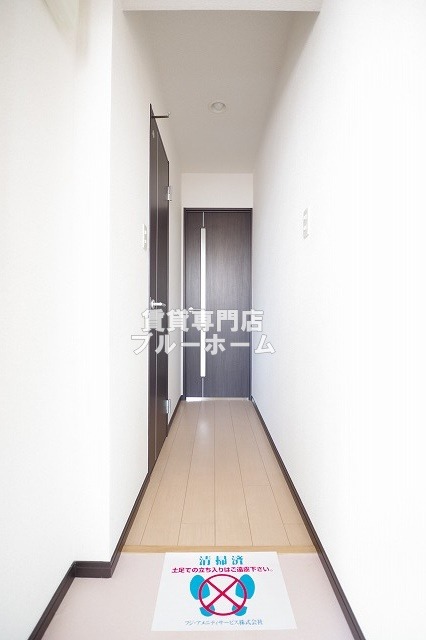 玄関　明るい玄関ですね！