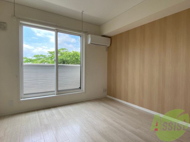 居室・リビング　広くてキレイなＬＤＫが広がっていて、充実した生活が送れそう。