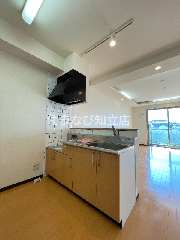 キッチン　同タイプ別室