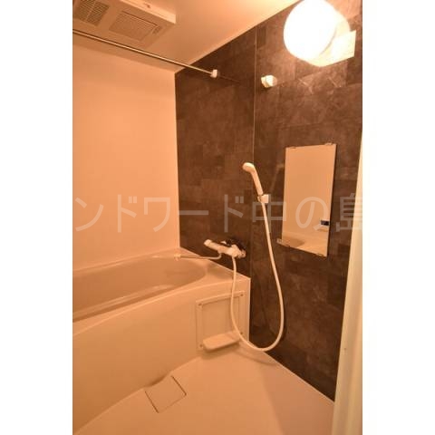 バス・シャワールーム　詳細は、ウィンドワード中の島店までご相談下さい。