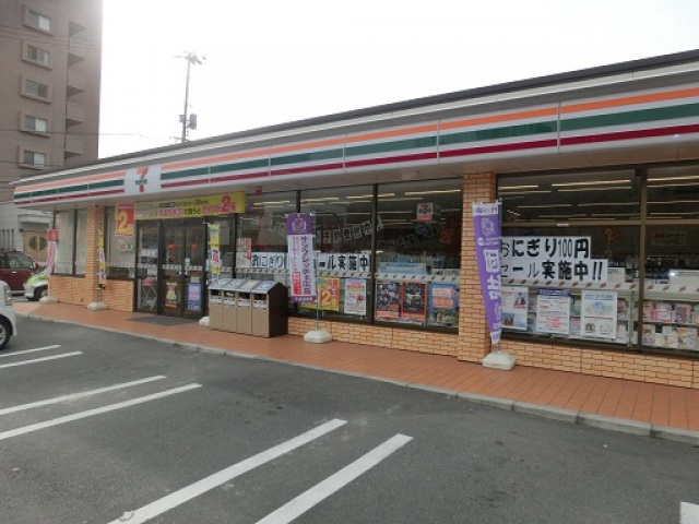 コンビニ　セブンイレブン広島長楽寺店（コンビニ）まで360m