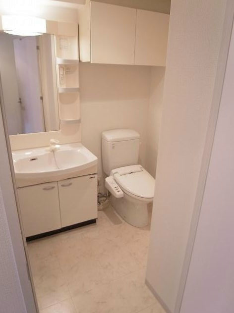 トイレ　※別部屋の参考写真です。