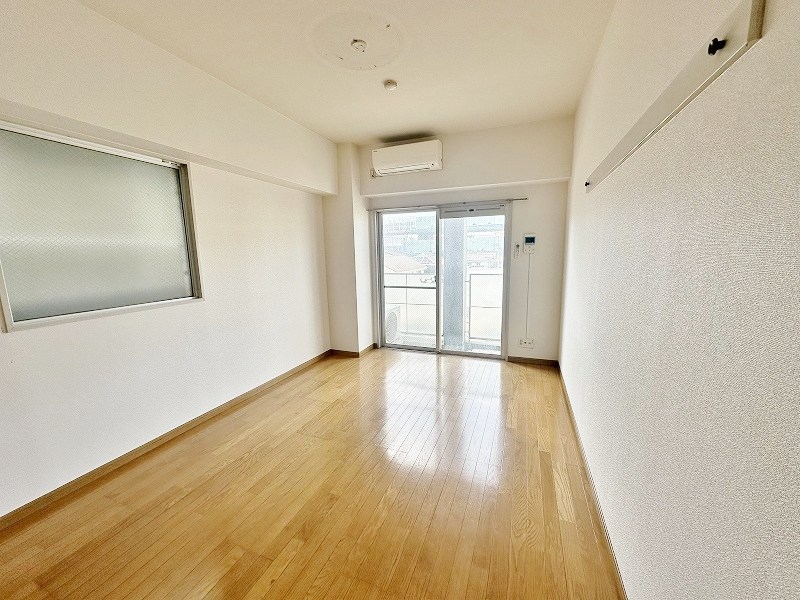 居室・リビング　★洋室8帖★