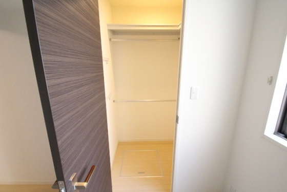 収納　※別部屋の写真です