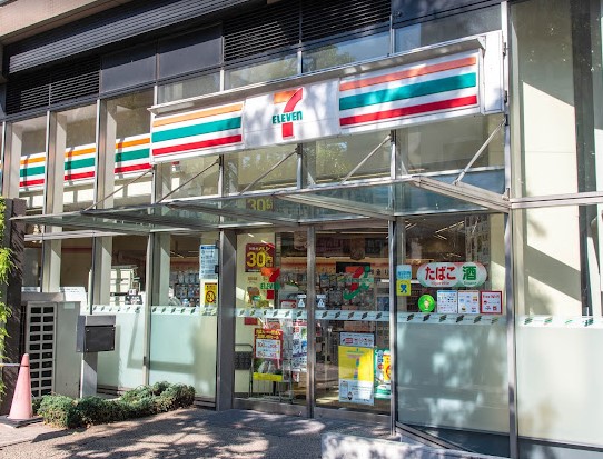 コンビニ　セブンイレブン 大崎ウエストシティタワーズ店（コンビニ）まで401m