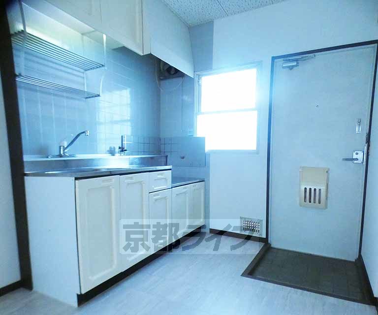 居室・リビング　阪急西院駅徒歩５分、ネット無料物件！