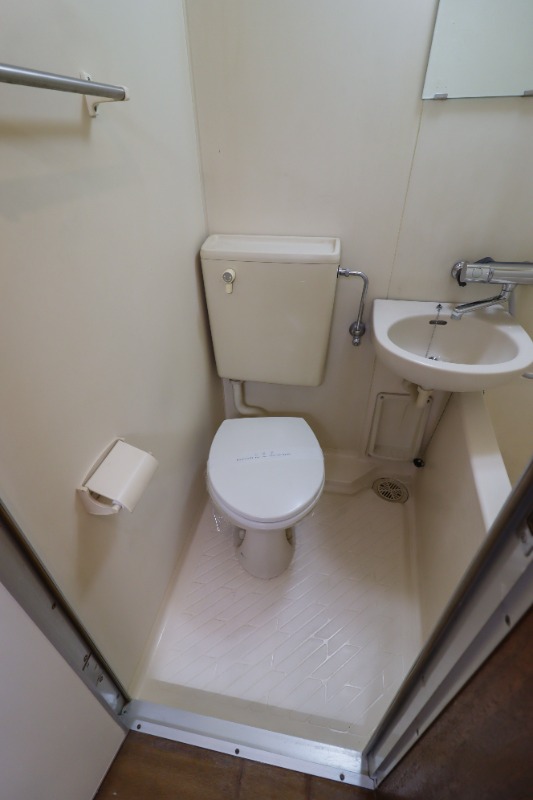 トイレ　図面と現状に相違がある場合には現状を優先