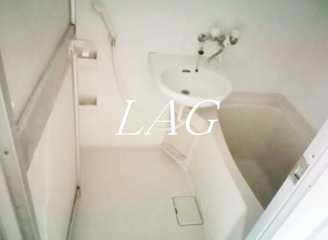 バス・シャワールーム　お風呂です。