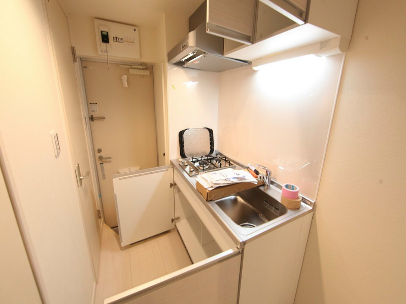 キッチン　システムキッチン（ガス2口）冷蔵庫・レンジ等ご用意できます