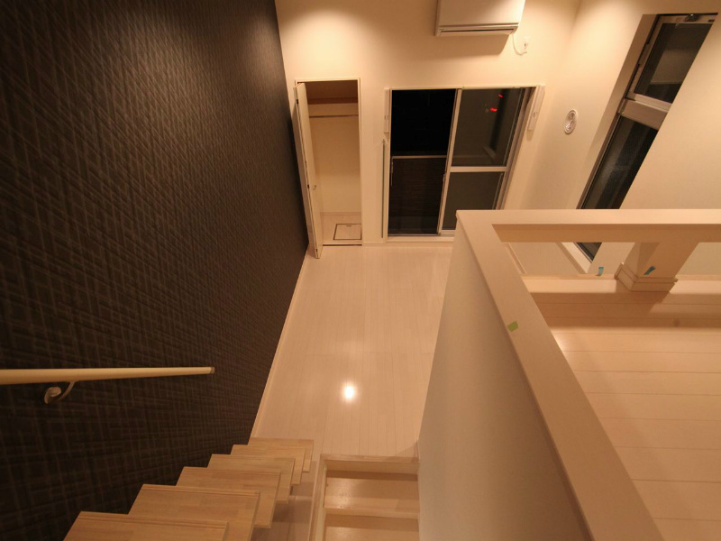 バルコニー　洋室6.29帖  上階ロフト5.86帖（収納でも使えます）