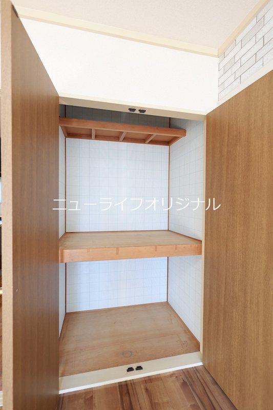 収納　奥行きのある収納スペースで荷物もたくさん入ります！
