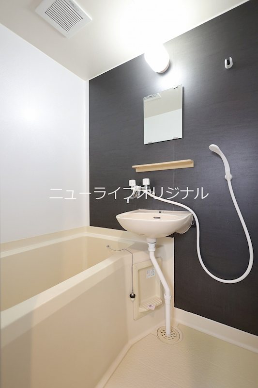 バス・シャワールーム　日々の疲れをお風呂でリフレッシュ！