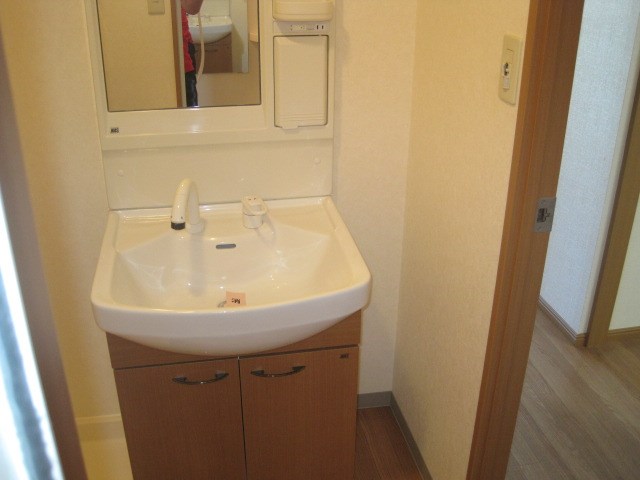 洗面設備　反転タイプ