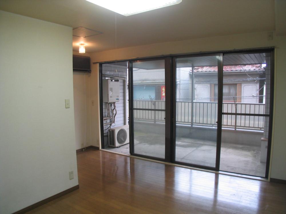 居室・リビング　2020年室内リフォーム済み