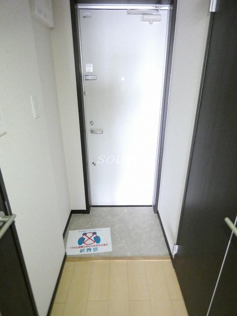 フジパレス駒林の玄関写真