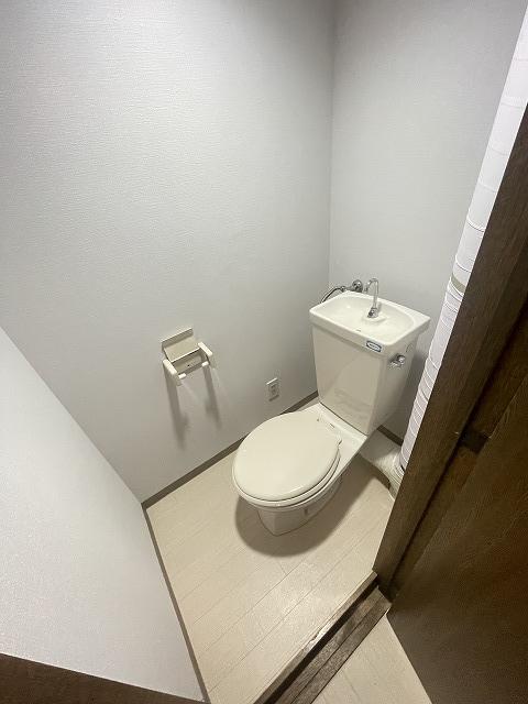 トイレ　トイレ