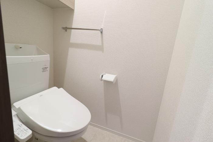 トイレ　温水洗浄暖房便座