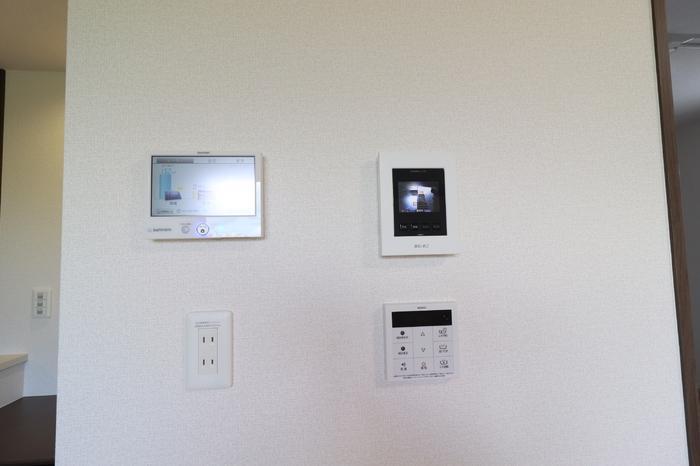 セキュリティ　モニター付きインターホン