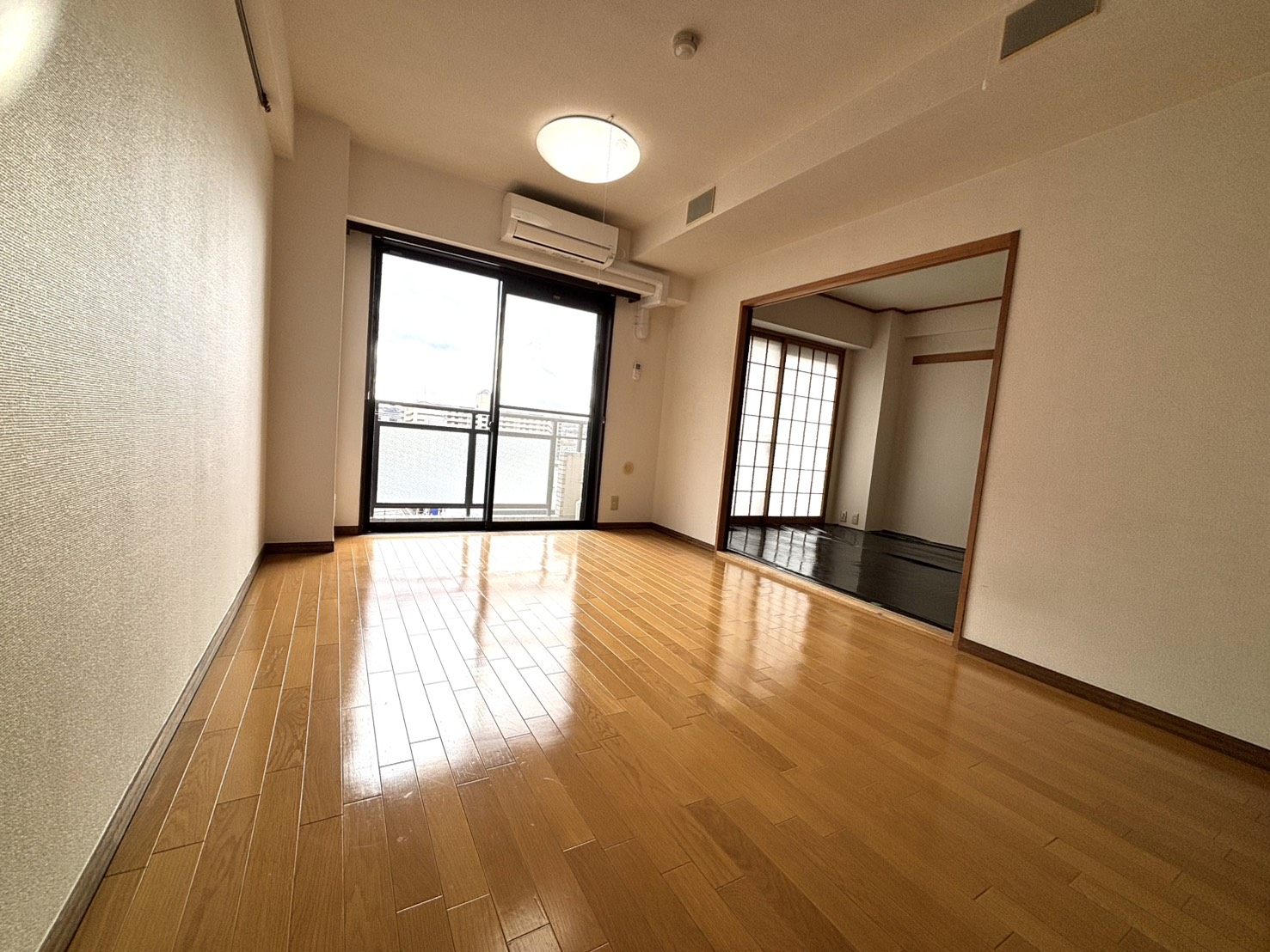 フレール仙台泉中央の居間写真