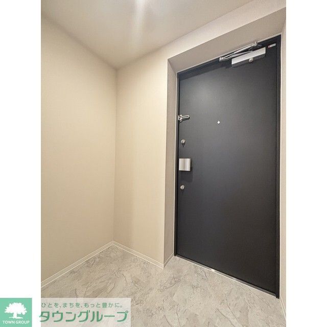 玄関　お部屋探しは株式会社　タウンハウジング　までお気軽にお問合…