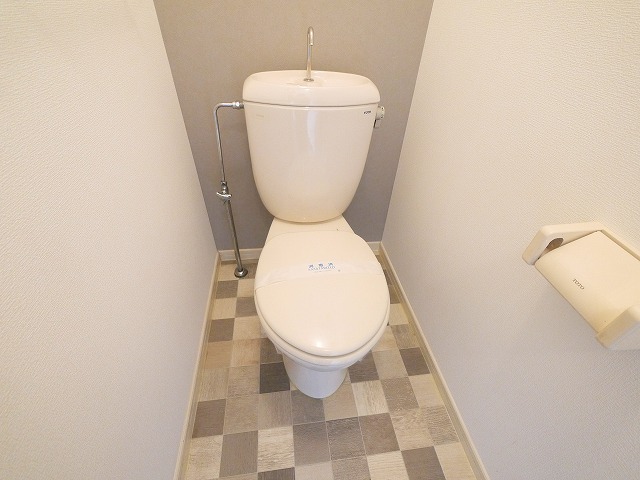 トイレ　コンパクトで使いやすいトイレです