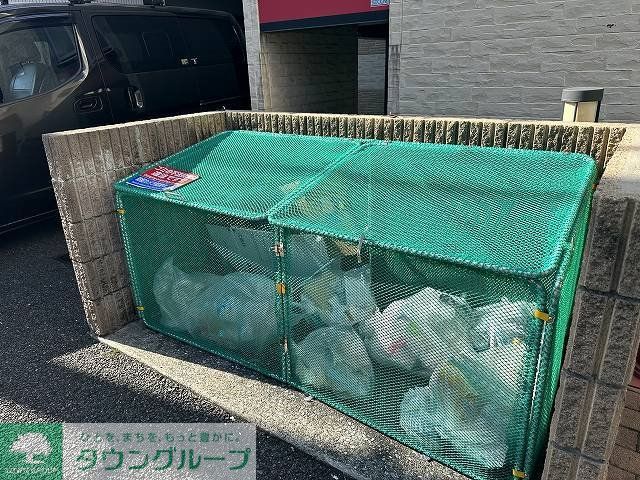 その他　ゴミ置き場です。