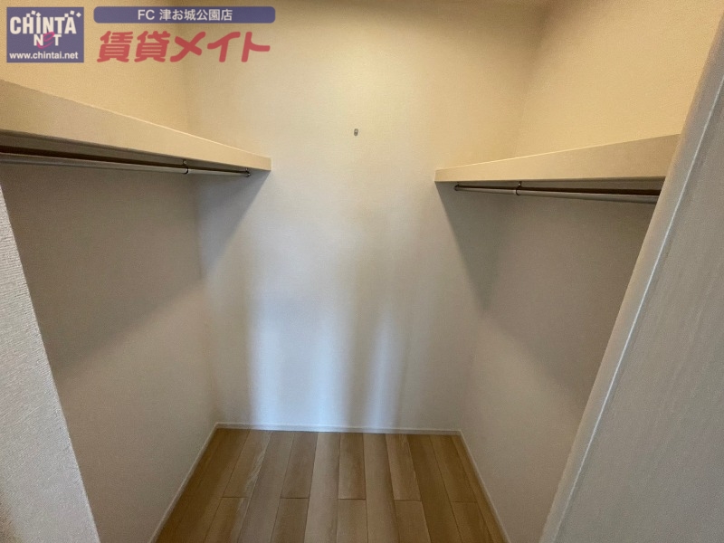 収納　同型部屋写真です。