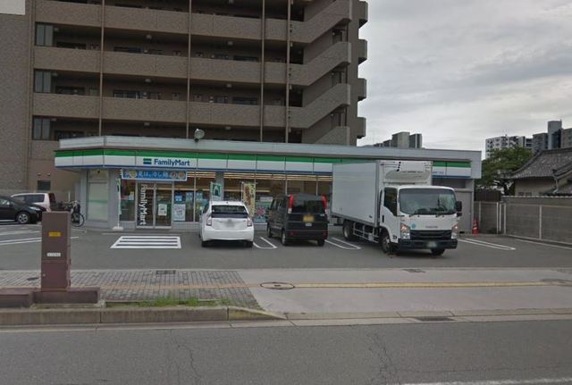 コンビニ　ファミリーマート姫路壱丁目店（コンビニ）まで110m
