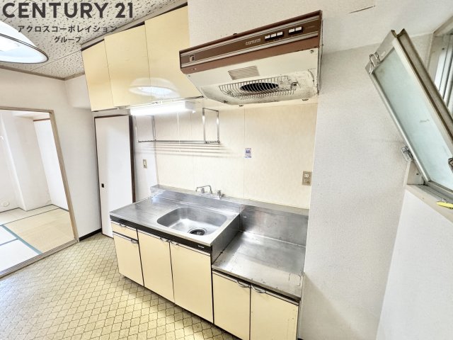 キッチン　収納がたっぷりのキッチン