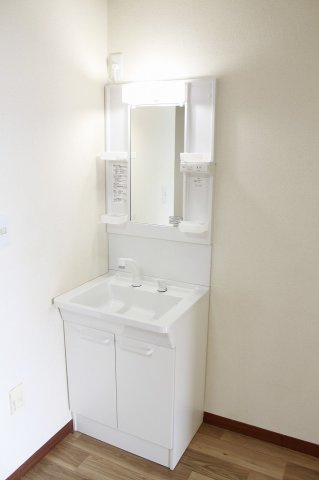 洗面設備　別のお部屋の写真です