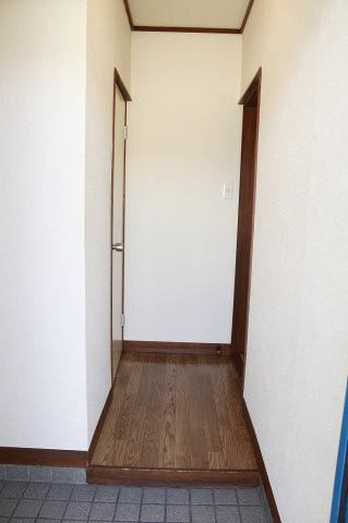玄関　別のお部屋の写真です