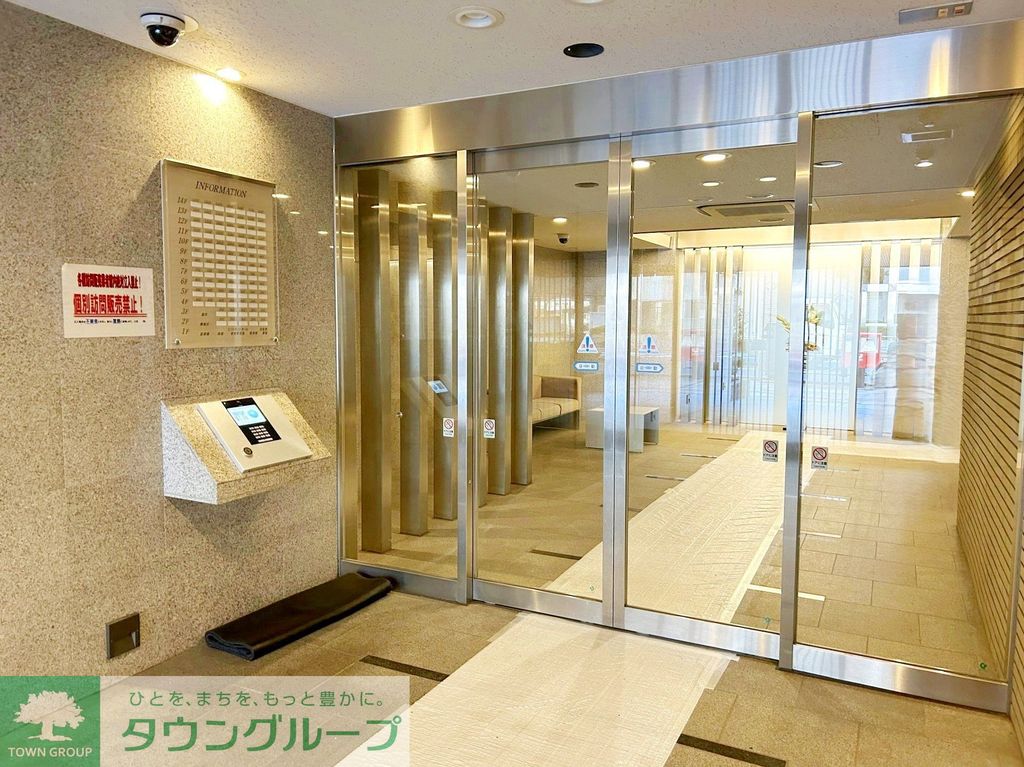 エントランス　エントランス